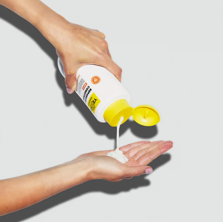 ALFAPARF MILANO Yellow Reparative Conditioner